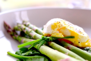 Steamed Asparagus Egg